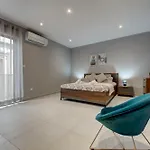 Apartamento Stunning City-center 3br *