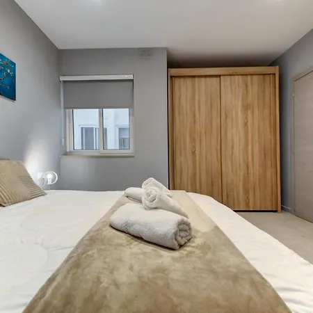 Lägenhet Stunning City-center 3br