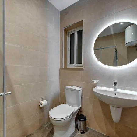 Stunning City-center 3br Sliema