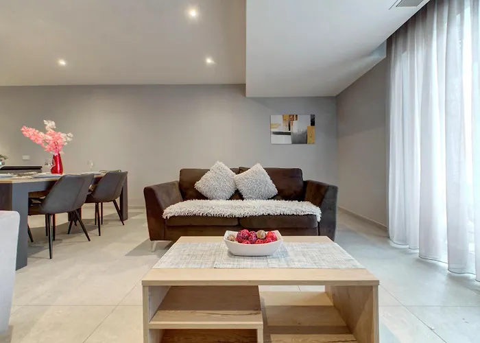 Stunning City-center 3br Apartamento