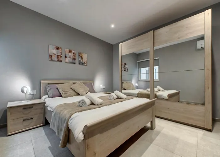 Stunning City-center 3br Apartamento *